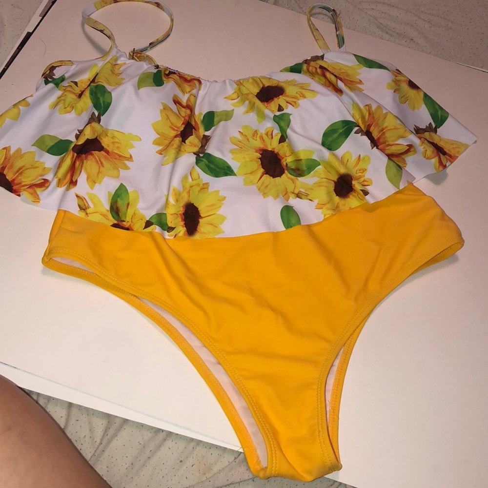 Bikini!